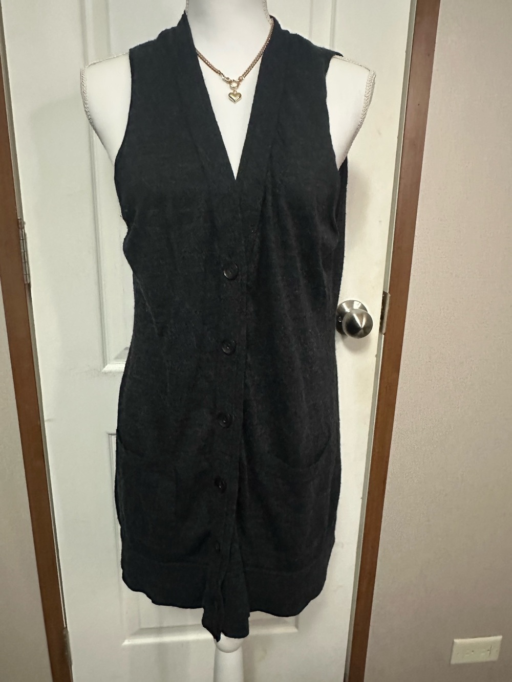 LOFT Black Textured Knit Vest